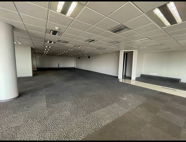 436M² OFFICE TO LET IN PARKTOWN